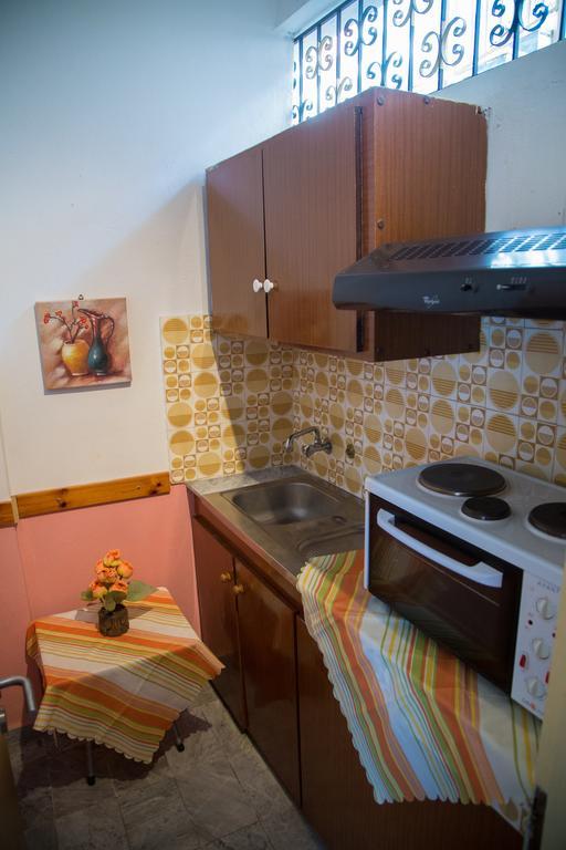 Golden Sun Rooms Pyrgi Thermis 部屋 写真